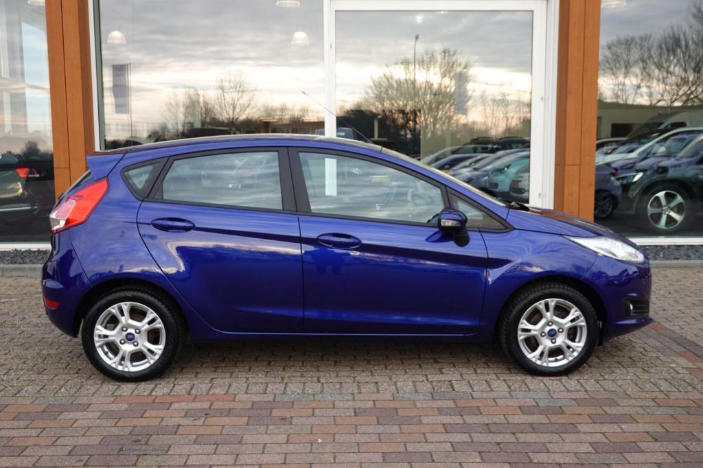 Ford Fiesta 1.0 style ultimate