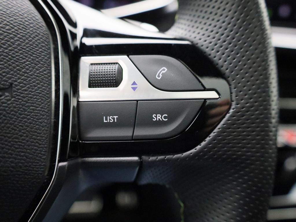Peugeot 2008 1.2 puretech 130 gt | automaat | virtual cockpit | navigatie |