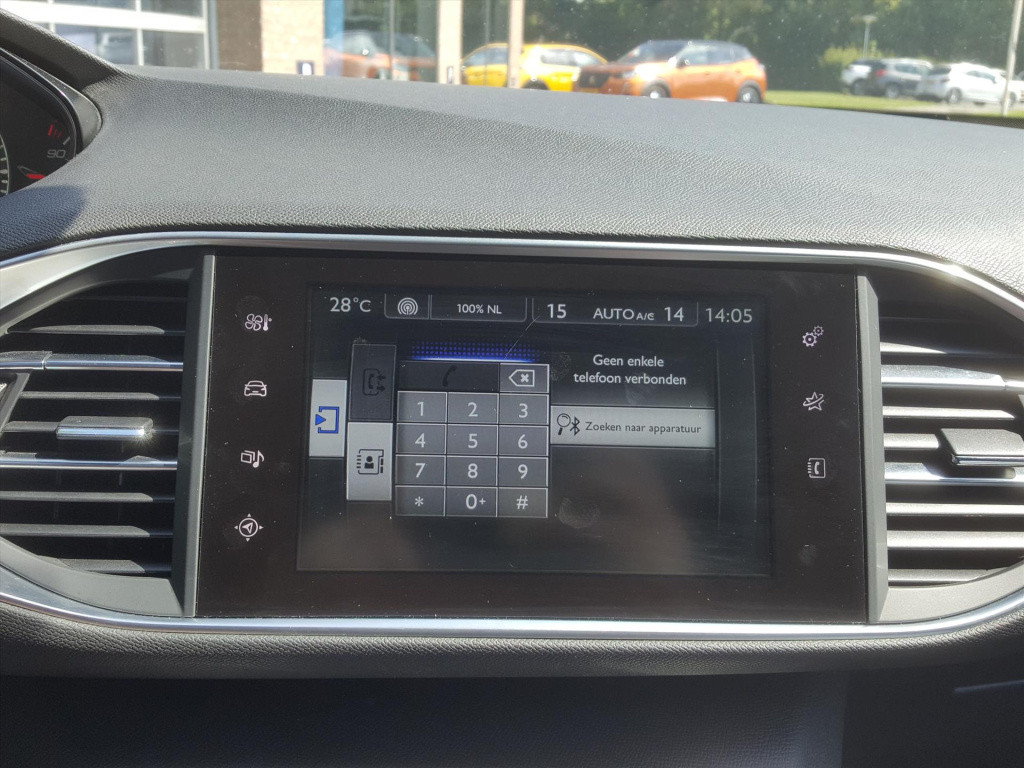 Peugeot 308 gt 1.6 turbo-205pk navigatie | full-led | alcantara | trekhaak 