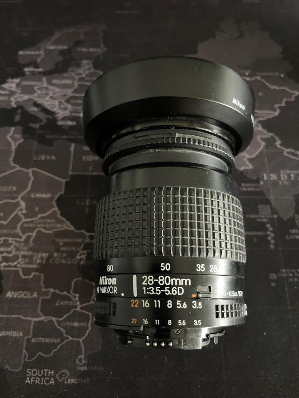 Nikon D 90