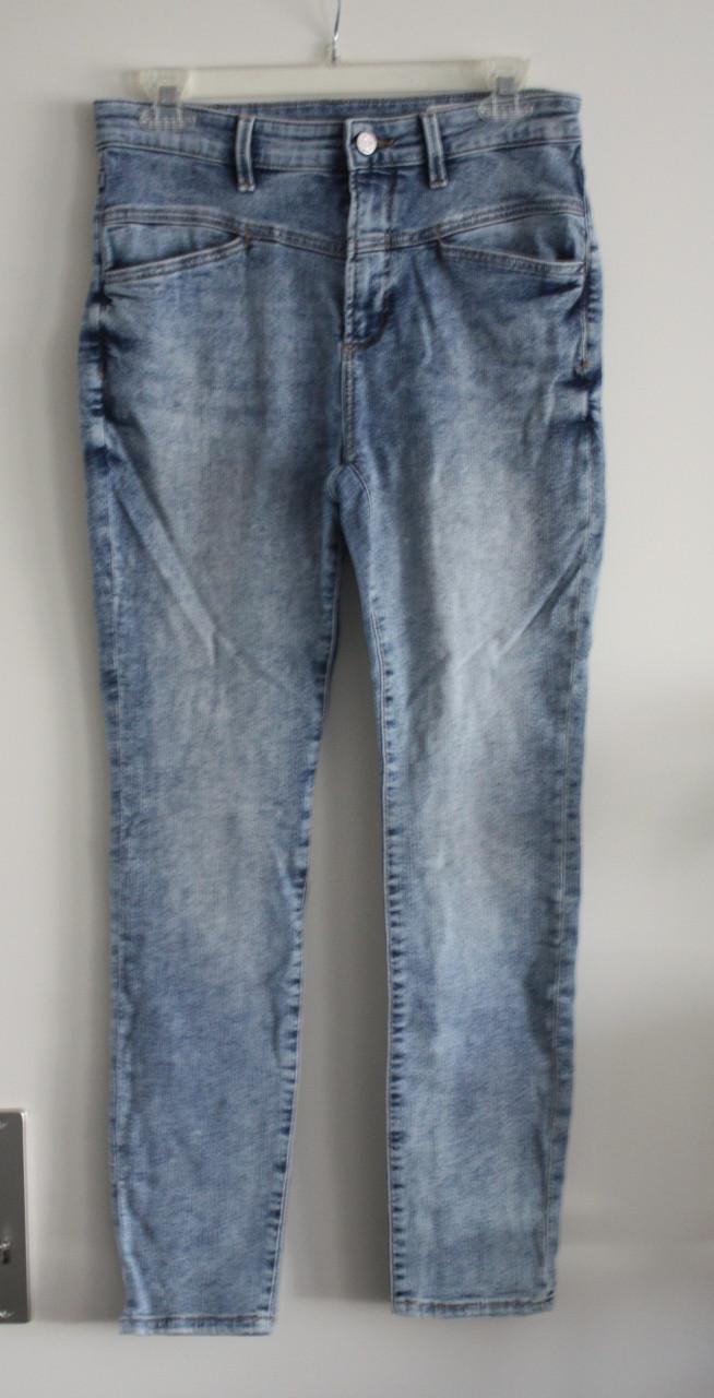 Licht blauwe spijkerbroek w38-l28