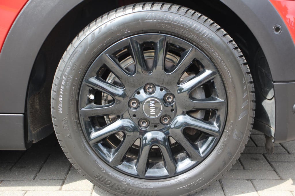 Mini One mini 1.2 chili business - actieprijs €13.595,- t/m 20 augustus!