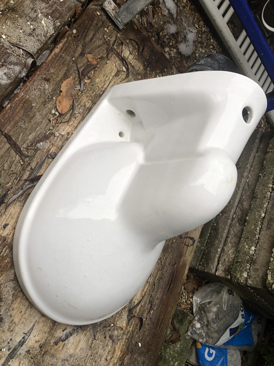 Toiletpot Sphinx en wandsysteem Geberit