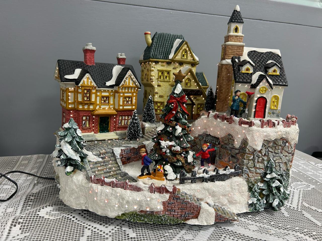 Vintage dickensville porcelein kersthuisjes