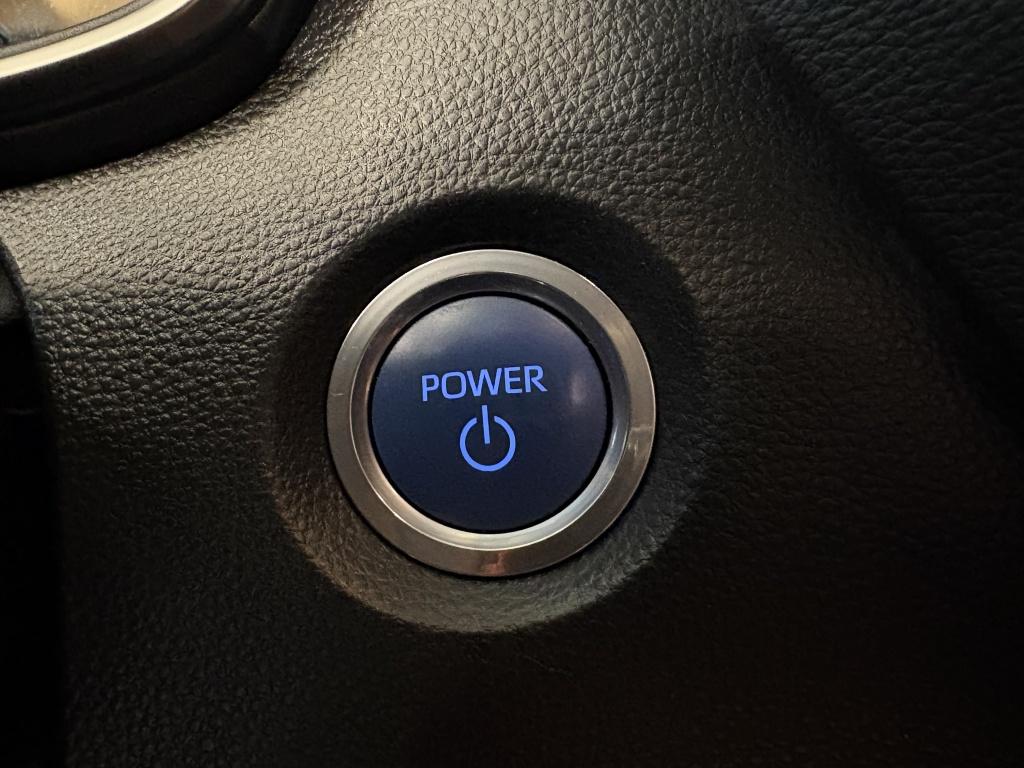 Toyota Corolla Touring Sports 2.0 hybrid first ed.