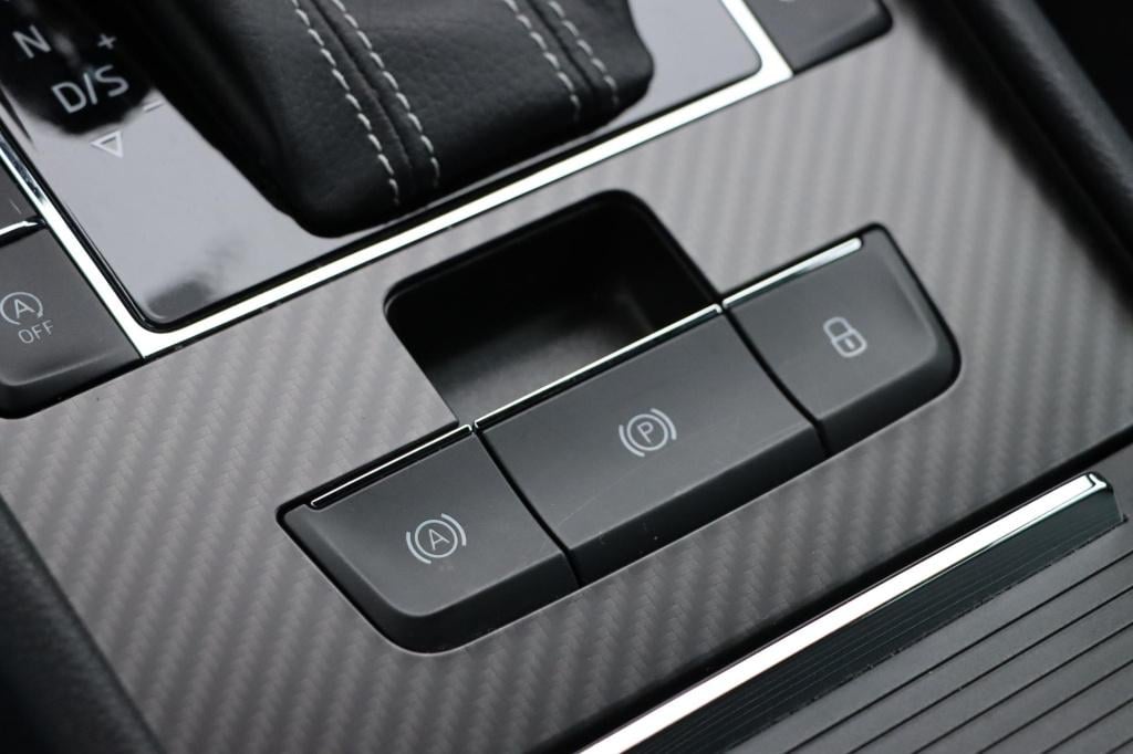 Skoda Superb 2.0 tsi 4x4 sportline business 280pk dsg7