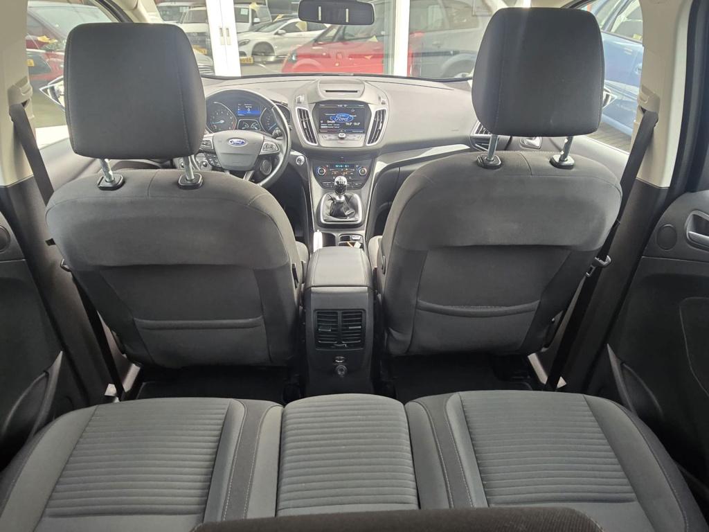 Ford C-max 1.0 titanium