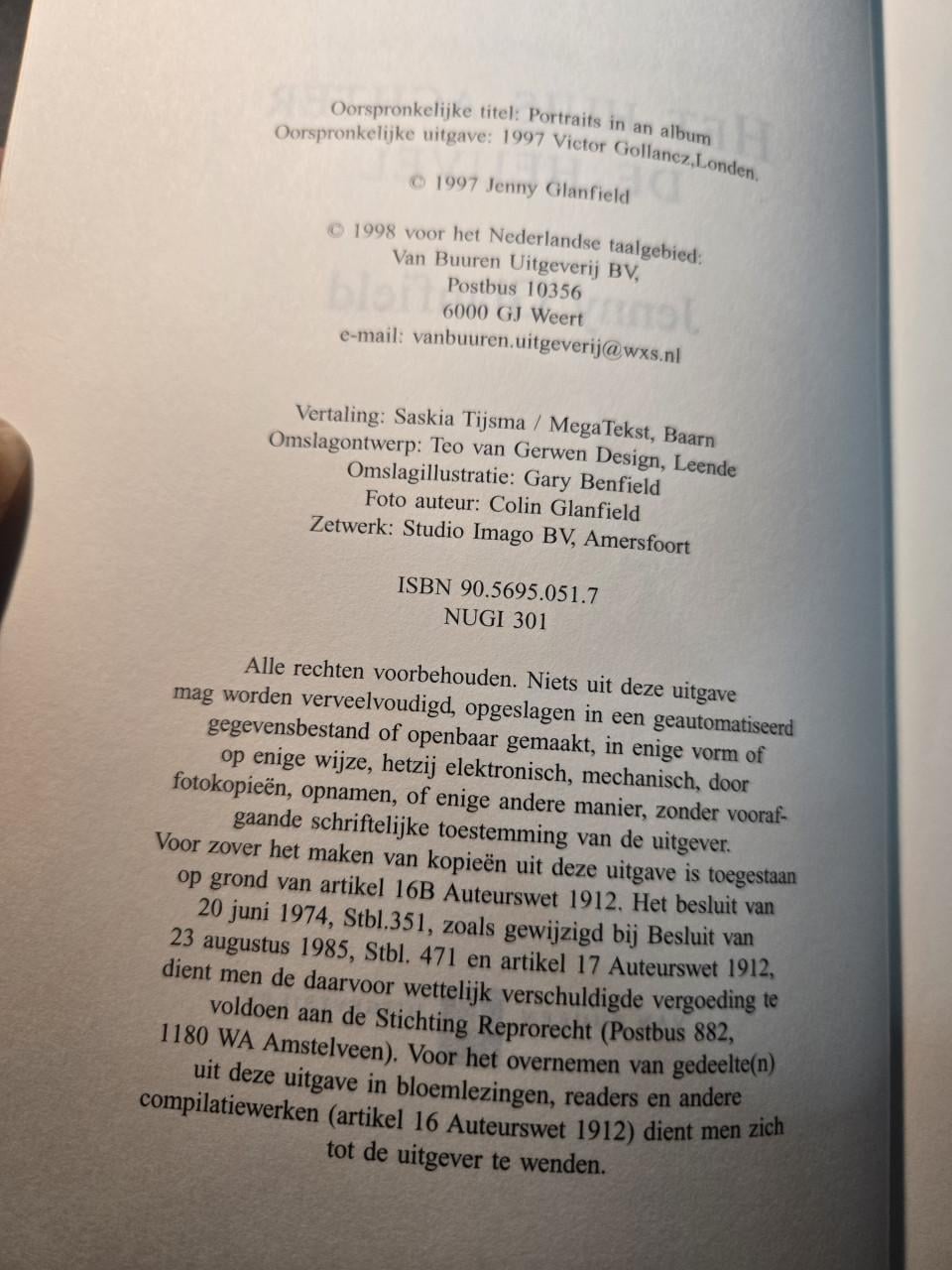 Boek "Het huis achter de heuvel" geschreven door Jenny Glanfield. 1998