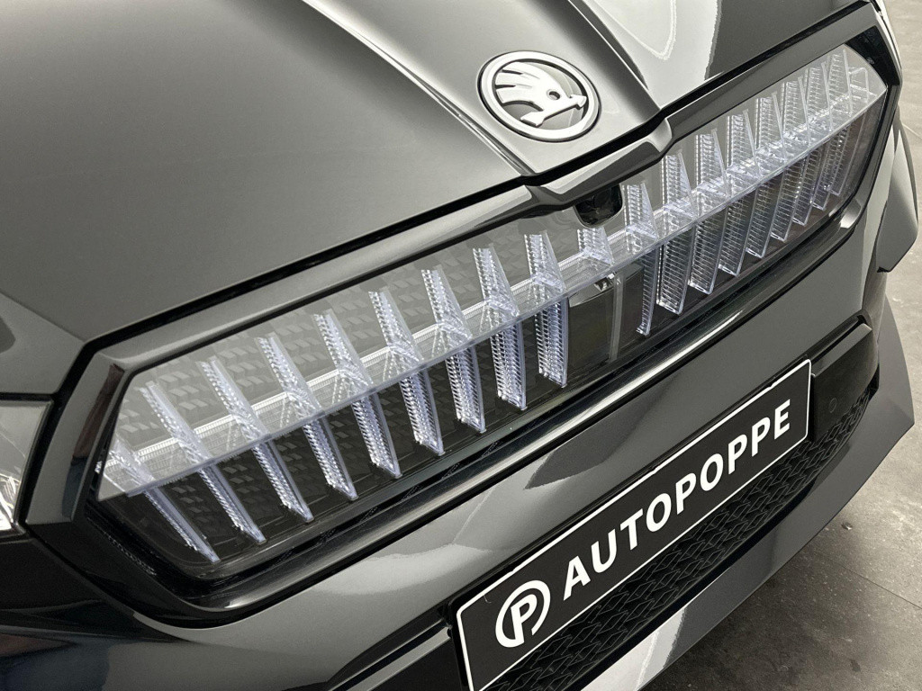 Skoda Enyaq Iv 60 sportline sportline elektromotor 132 kw / 179 pk suv elek
