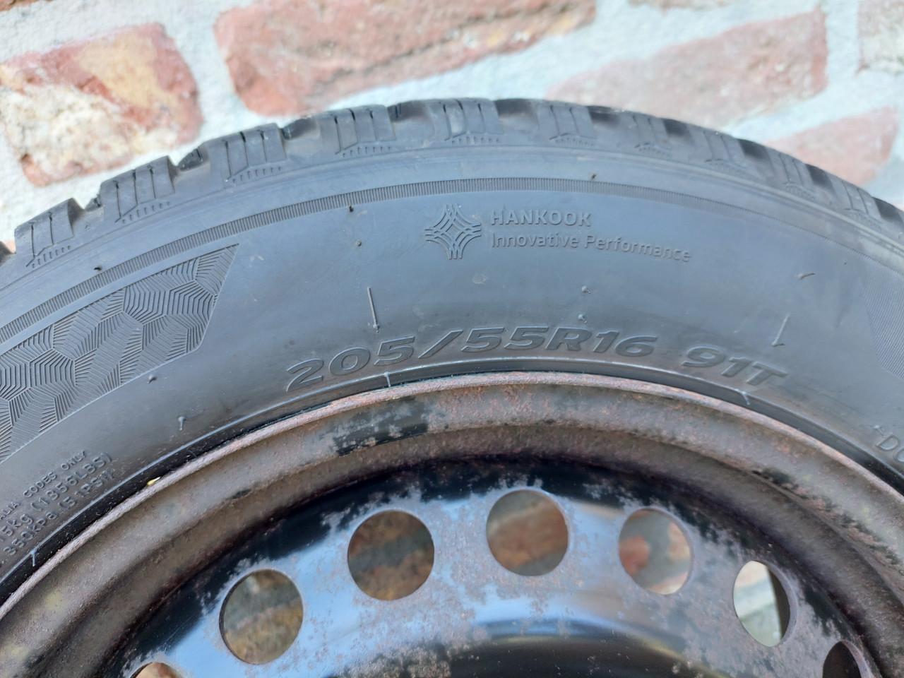 Winterbanden 205/55/R16