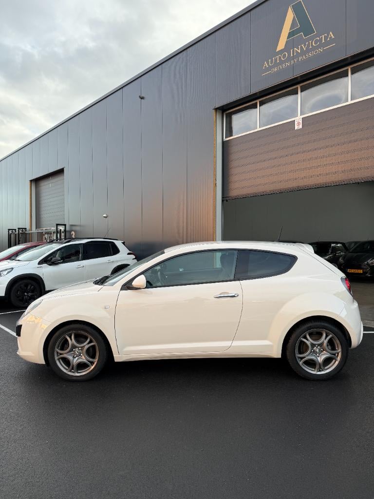 Alfa Romeo MiTo 1.4t - sbk - lage kmstand
