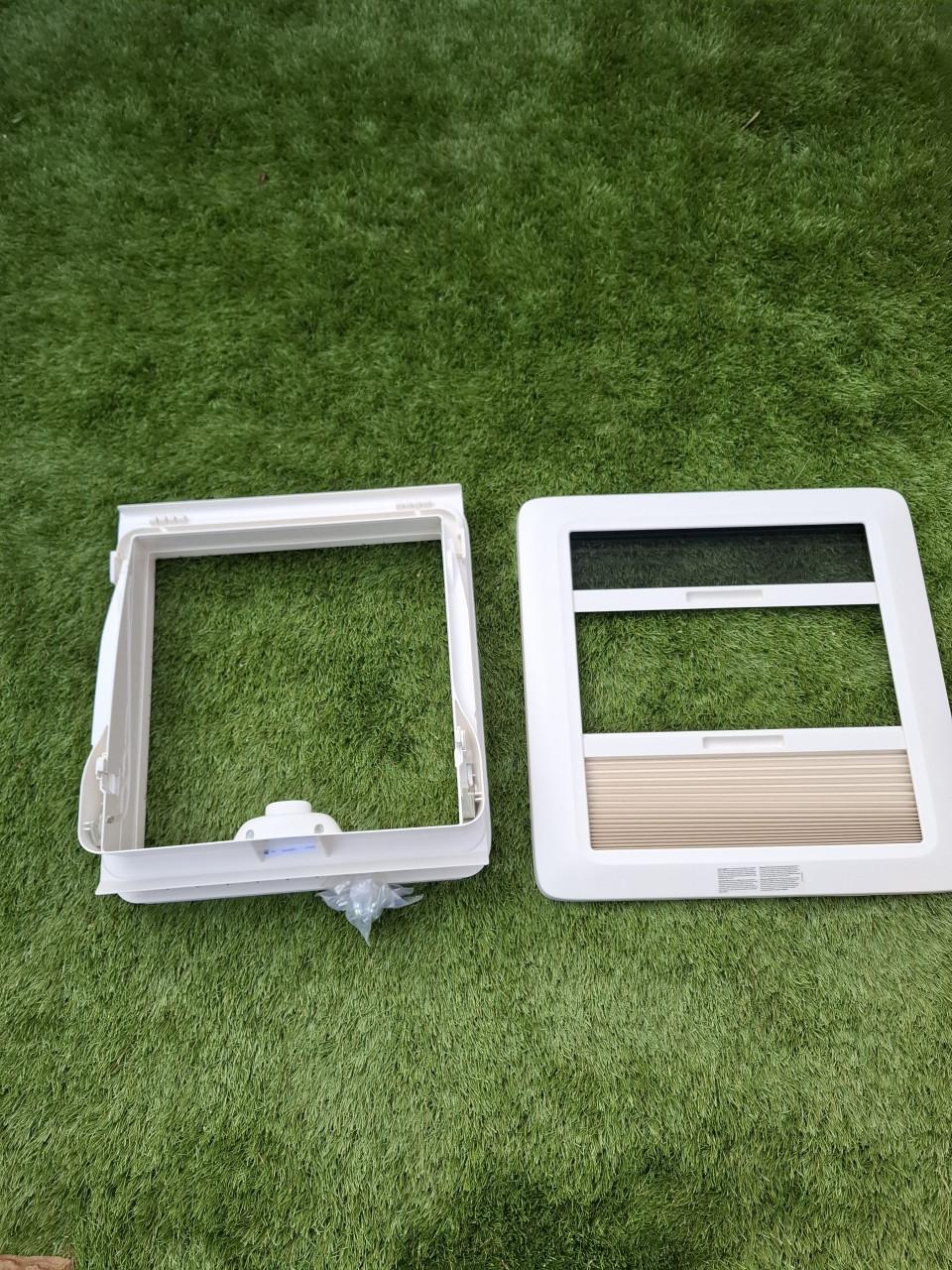 Dometic mini 40x40 raamwerk