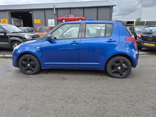 Suzuki Swift 1.3 VVT  Apk 8-5-2027