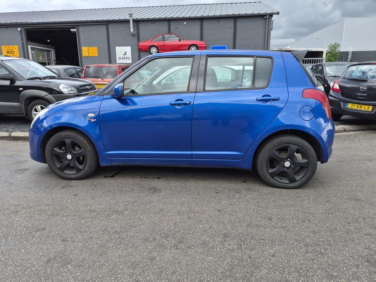 Suzuki Swift 1.3 VVT  Apk 8-5-2027