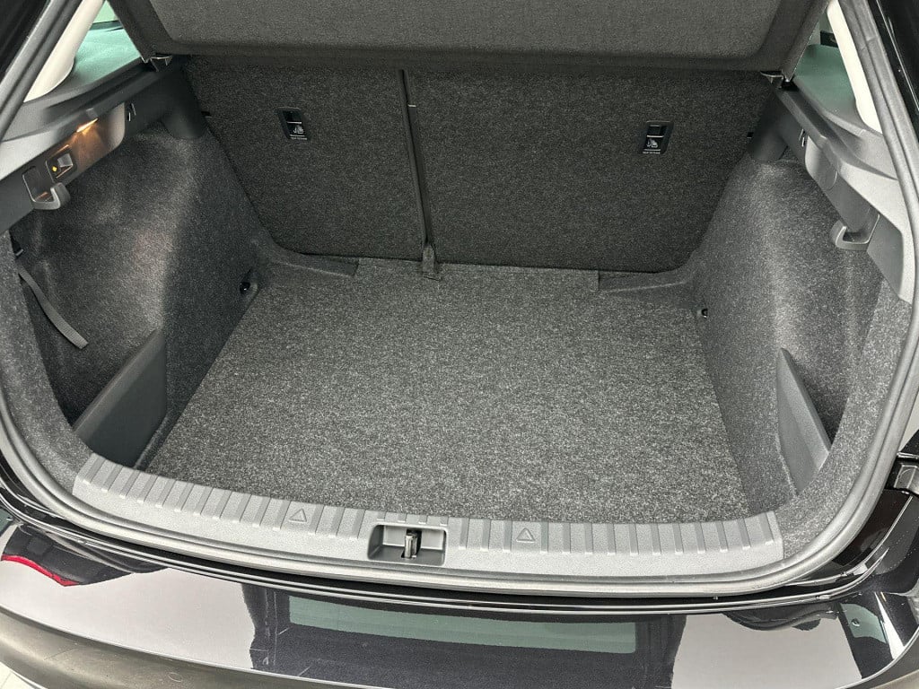 Skoda Scala business edition 1.0 tsi 85 kw / 115 pk hatchback