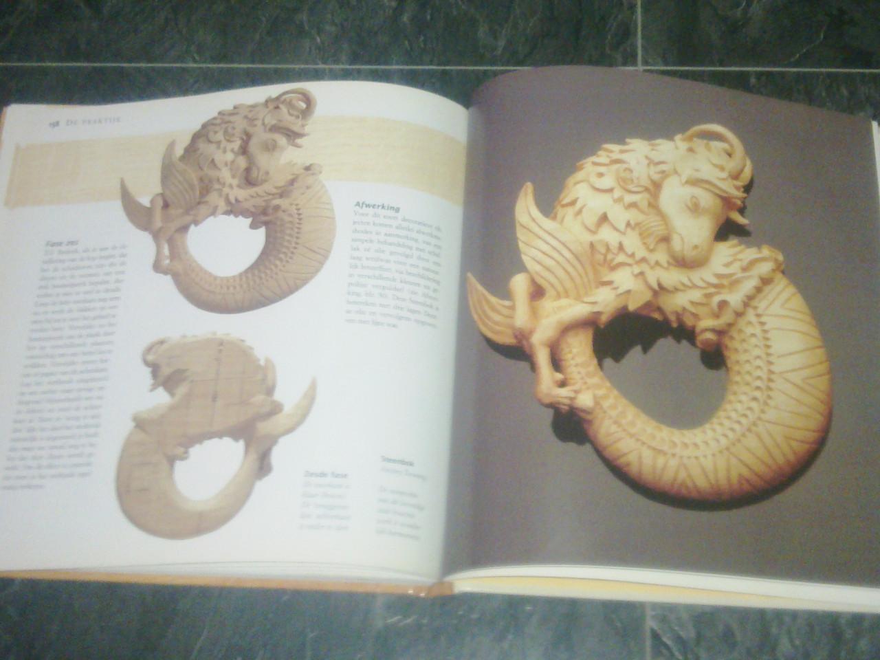 Houtsnijden boek