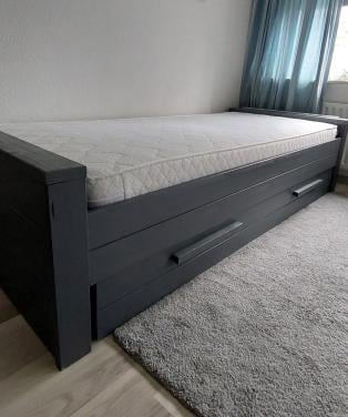 Compleet bed met bedlade