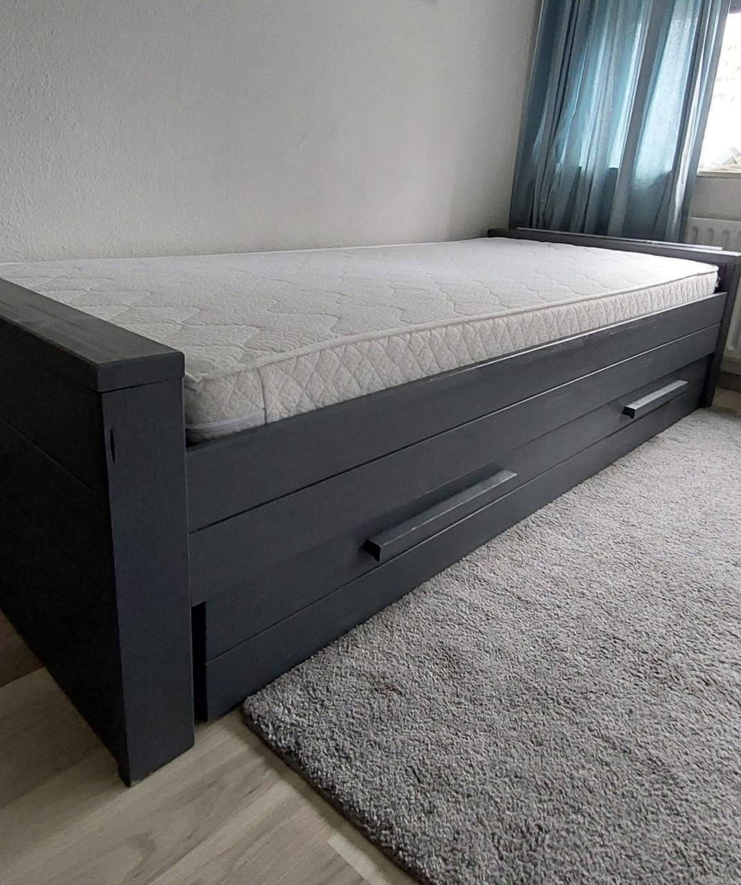 Compleet bed met bedlade