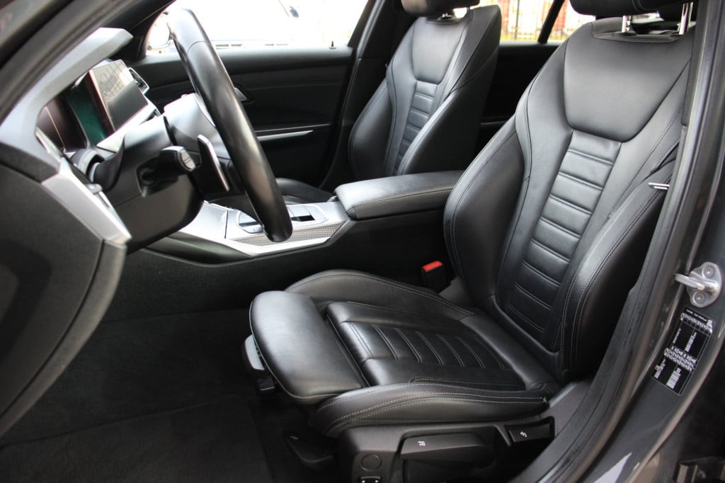 BMW 3-serie touring 330i high executive edition | m-sport | pano. | leder |