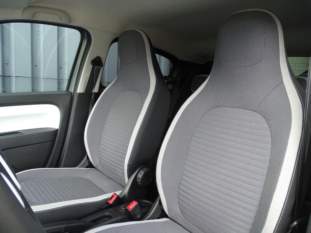 Renault Twingo 1.0 sce limited automaat | 10.546km | 1e eigenaar