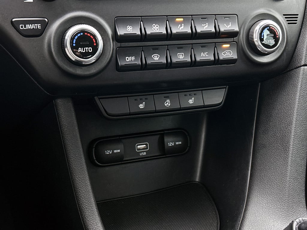 Kia Sportage 1.6 gdi dynamicline limited | trekhaak | leder | navi | stuurv