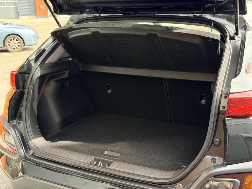 Hyundai Kona 1.6 gdi hev premium two-tone | carplay | camera | cruise contr