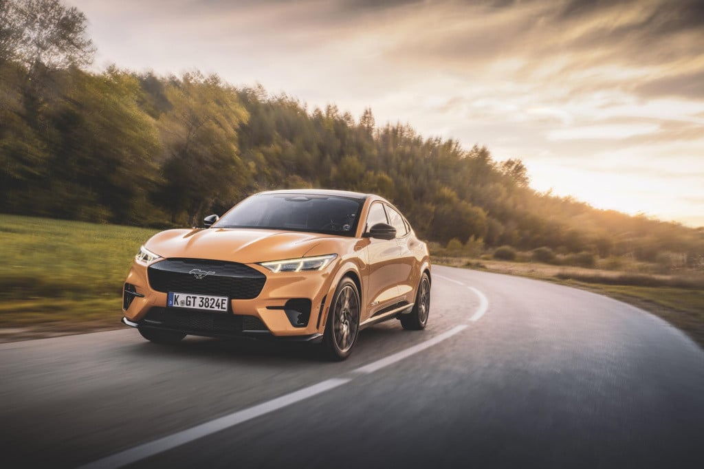 Ford Mustang Mach-e gt extended awd 98 kwh ford mustang mach-e 98kwh extend