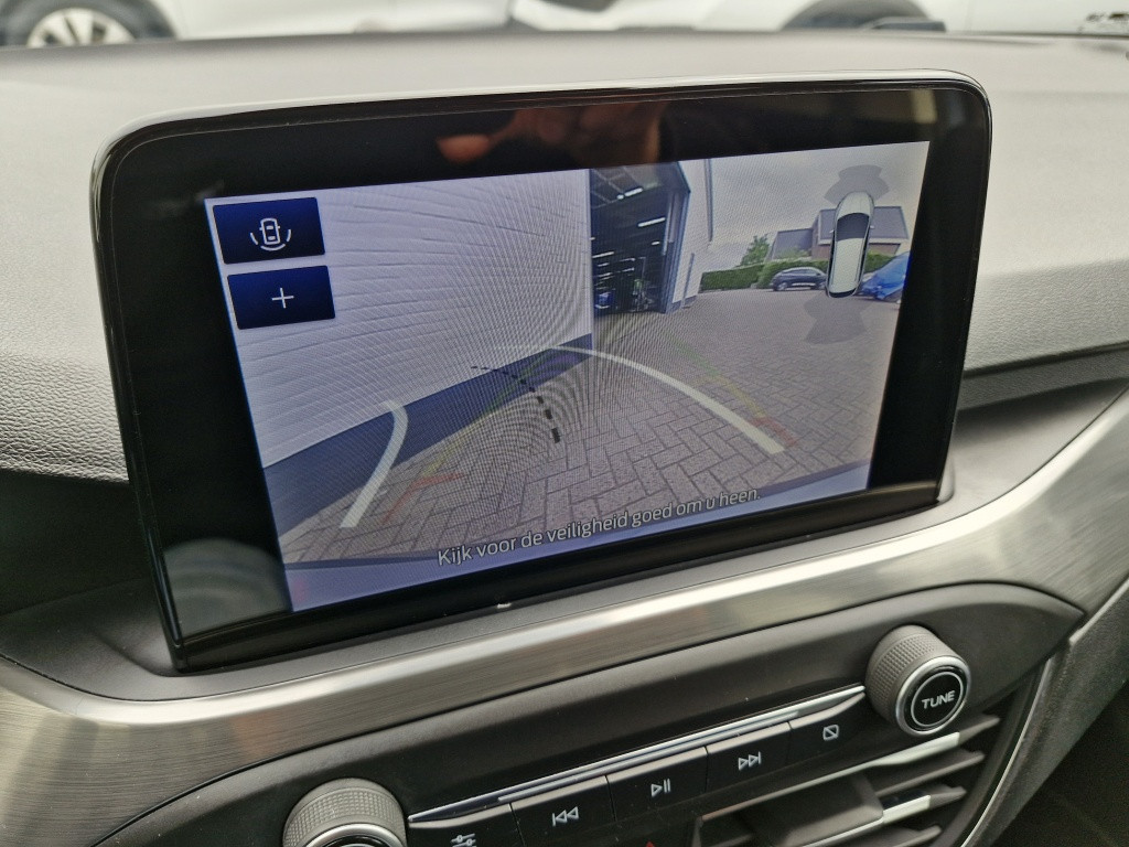 Ford Focus 125 pk ecoboost hybrid titanium x business