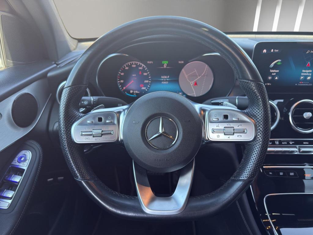 Mercedes-Benz Glc coupé 200 4matic amg | 20"| treeplanken | schuif/kantelda
