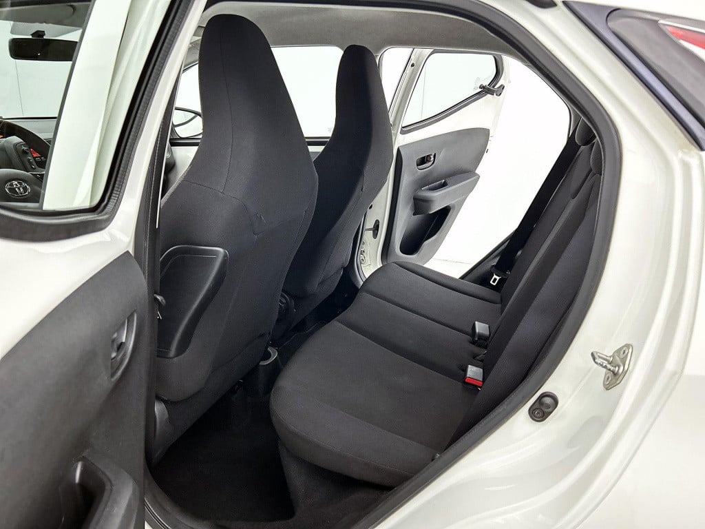 Toyota Aygo 1.0 vvt-i x-fun | airco | bluetooth