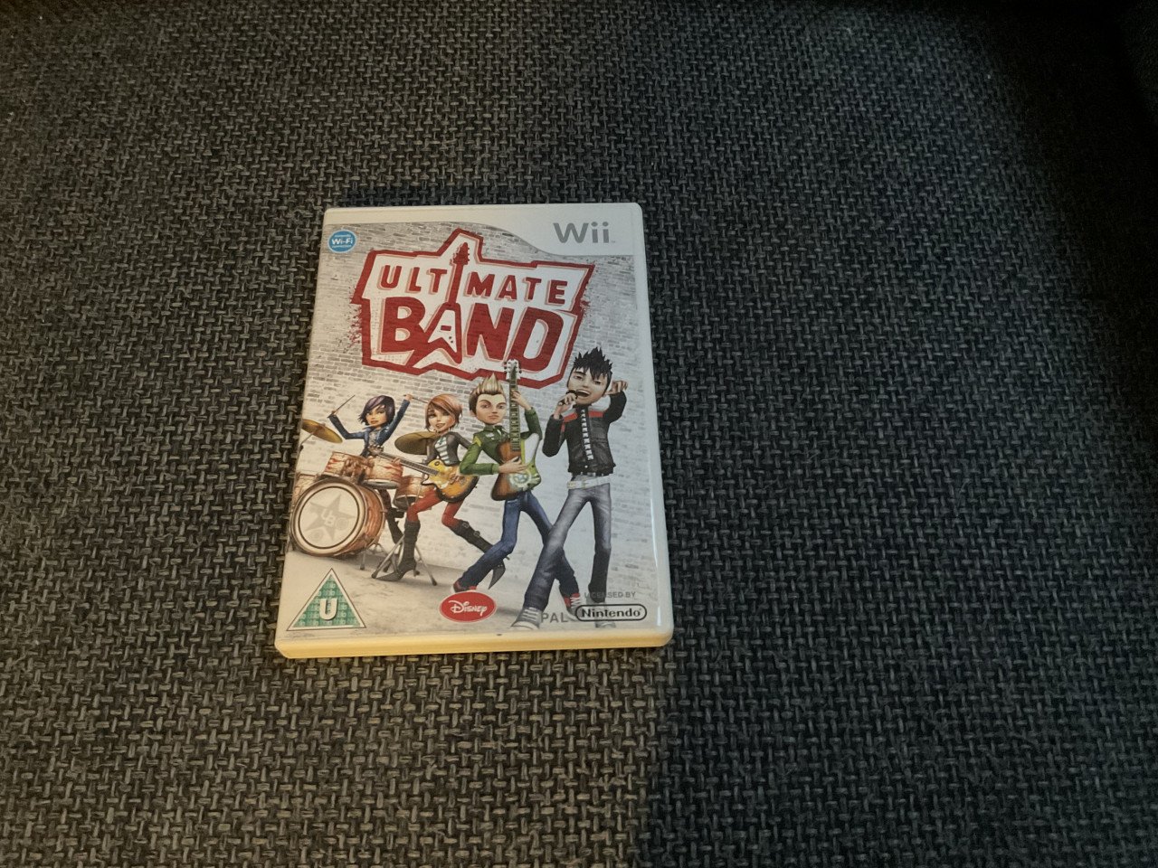 Nintendo Wii + toebehoren en spellen.