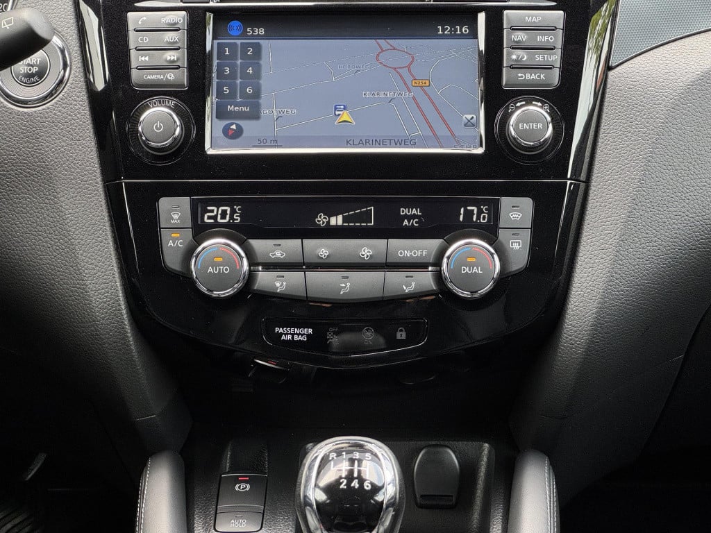 Nissan Qashqai 1.2 tekna + | trekhaak | panoramadak | nappa leder | bose au