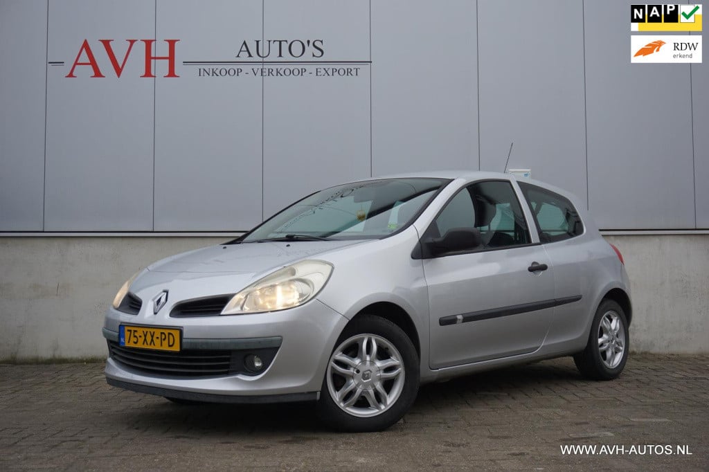 Renault Clio 1.2-16v business line