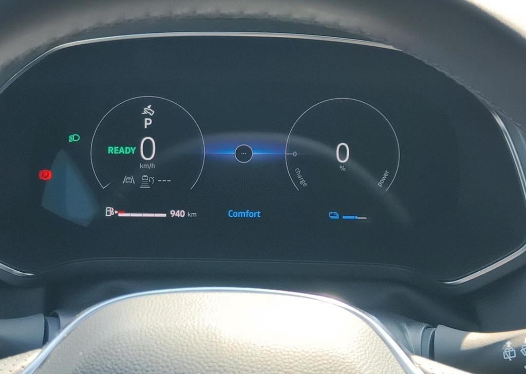 Renault Captur 1.6 e-tech full hybrid 145 techno