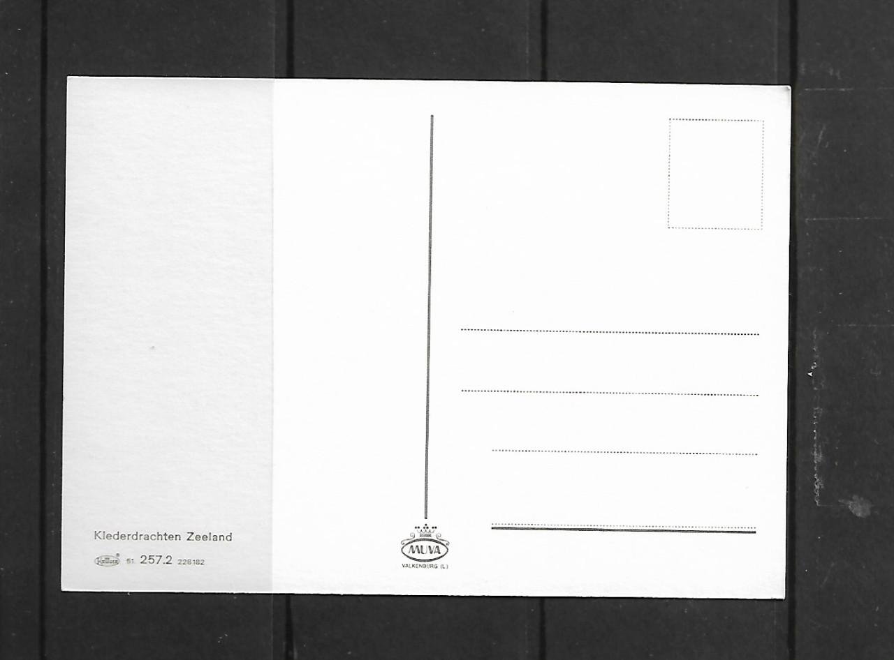 Ansichtkaart    A 207  Klederdracht  Zeeland