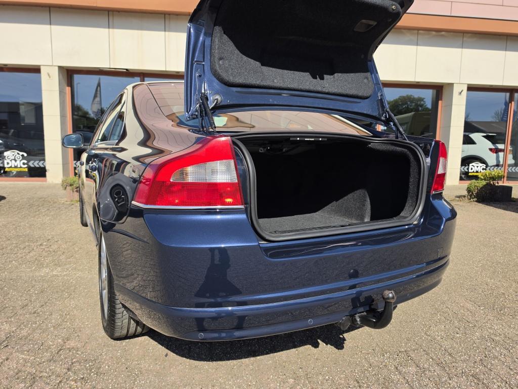 Volvo S80 2.5 t momentum | automaat | cruise | stoelverw | trekhaak