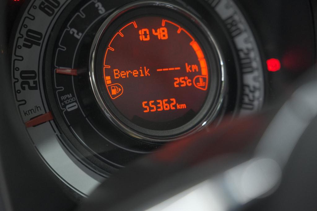 Fiat 500 0.9 twinair turbo lounge | panoramadak | navigatie pakket | airco