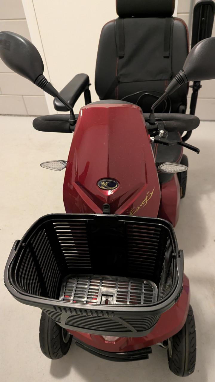 Mooie scootmobiel te koop wegens omstandigheden