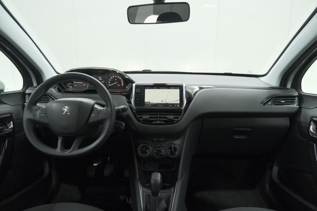 Peugeot 208 puretech 82 blue lion | apple carplay | parkeersensoren | navig