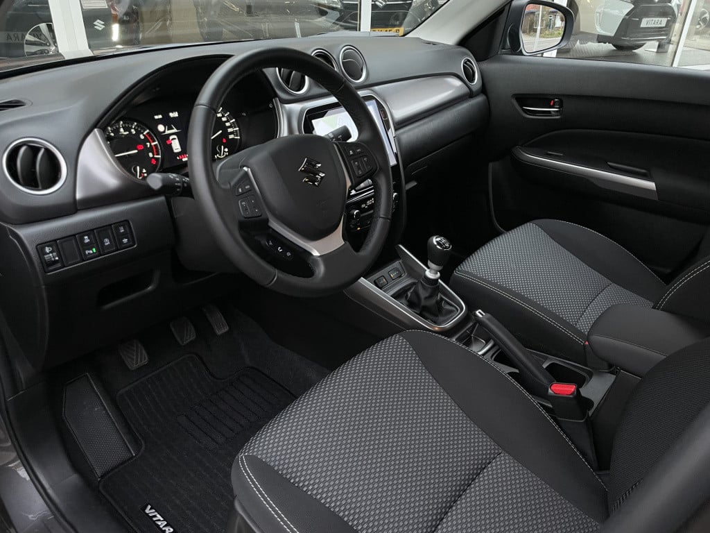 Suzuki Vitara 1.4 boosterjet select smart hybrid