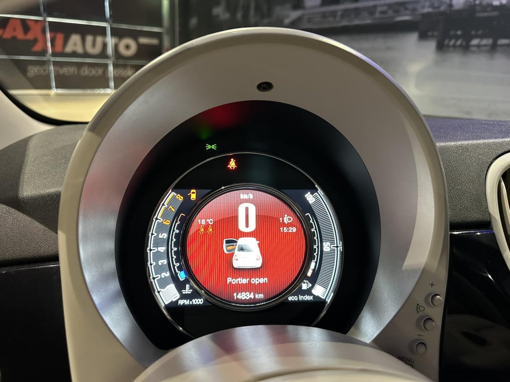 Fiat 500 1.0 hybrid dolcevita 1.0 hybrid *panoramadak*applecarplay*clima*