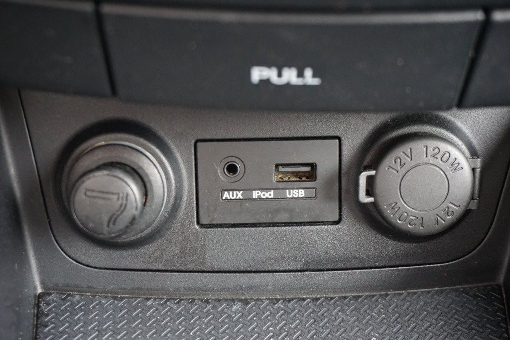 Hyundai I 30 1.4i i-drive cool airco / elektr. ramen / nap