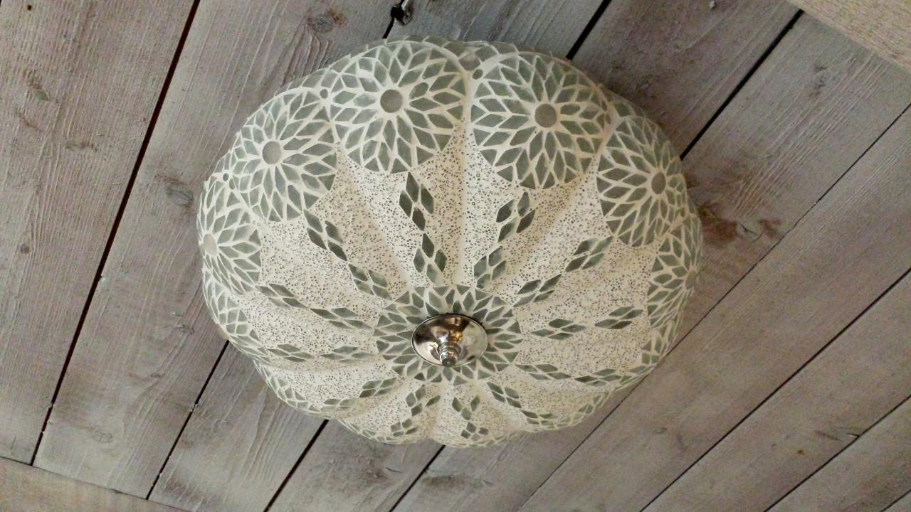 VERLICHTING OM BLIJ VAN TE WORDEN