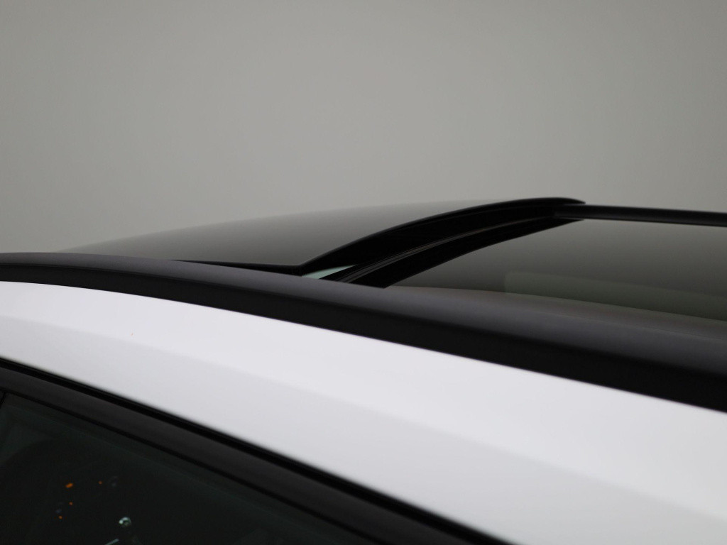 Ford Focus wagon 1.0 ecoboost active business | panorama dak | parkeer sens