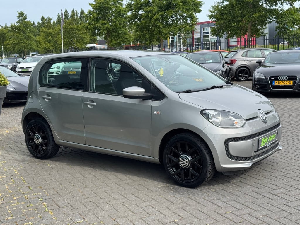 Volkswagen UP! 1.0 move up! bluemotion * airco * pdc * 5 deurs