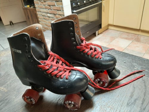 Rolschaatsen zo goed als nieuw