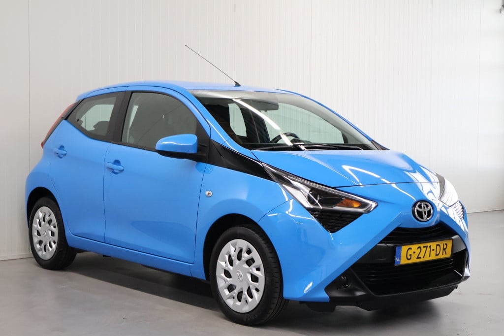 Toyota Aygo 1.0 vvt-i x-play ltd