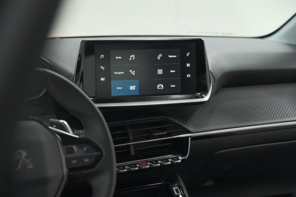 Peugeot 208 puretech 100 eat8 active pack | apple carplay | parkeersensoren