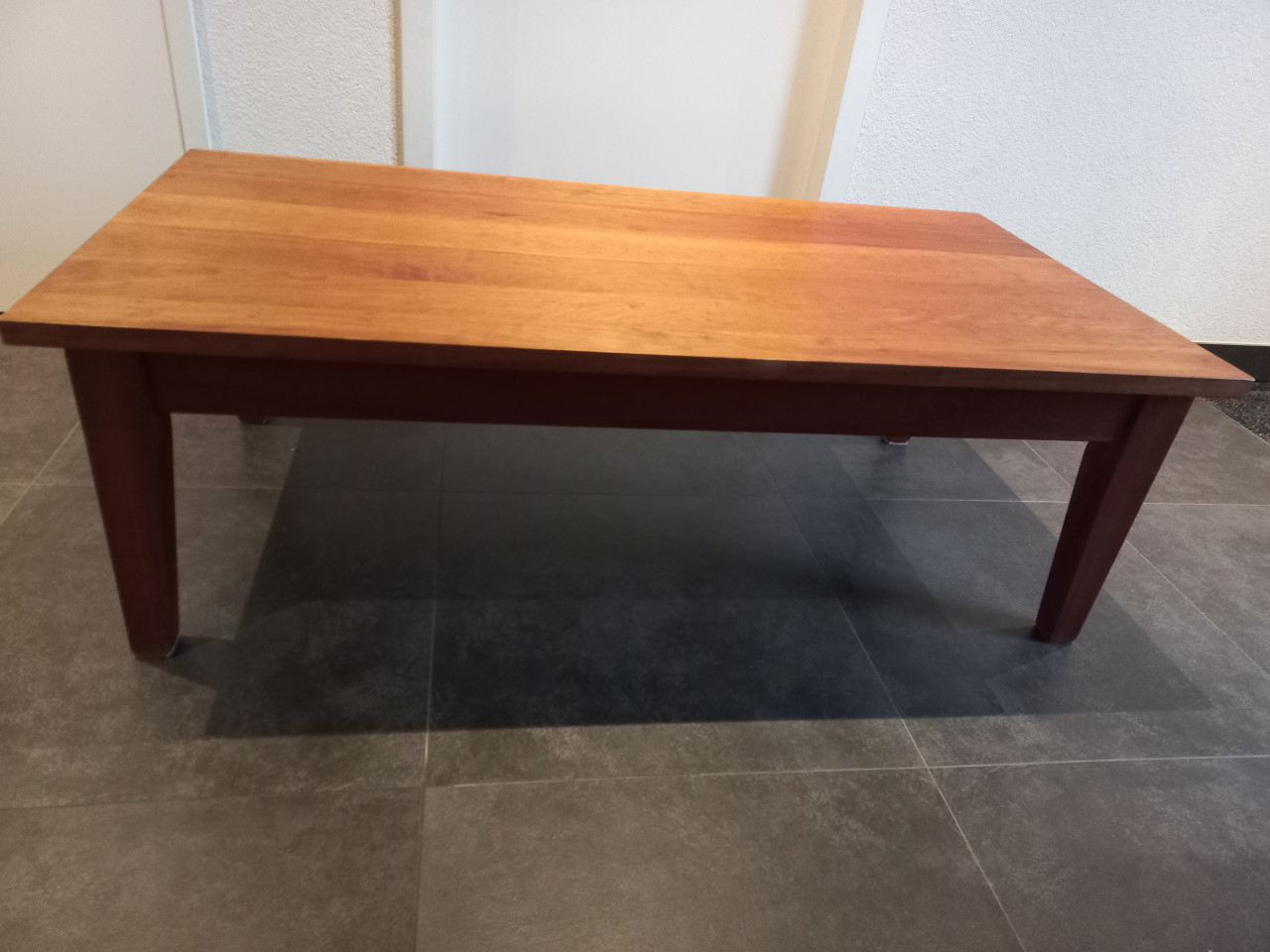Salontafel + 2 bijzettafeltjes
