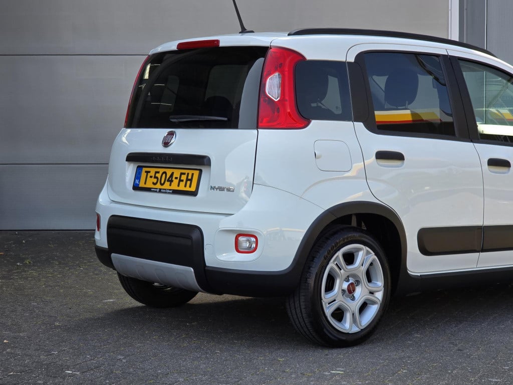 Fiat Panda 1.0 hybrid city life slechts 2895 km!!